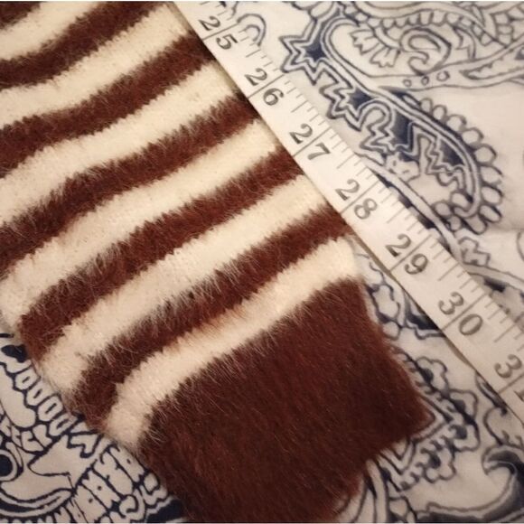 Striped acrylic sweater with mix match sleeves - Picture 3 of 11